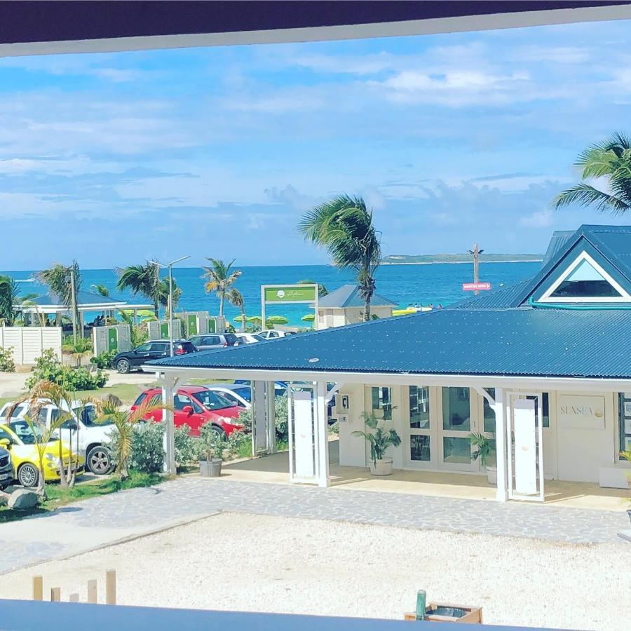 Stunning New Apartment With View Of Orient Bay Quarter of Orleans Exterior photo